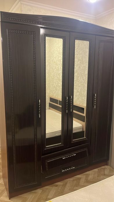 Шкаф сатылады жағдайы жақсы