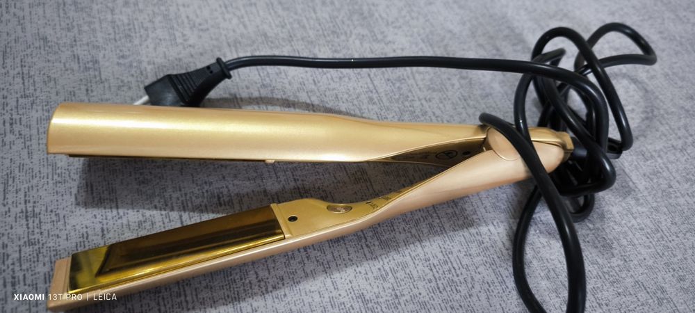 Нови Четка и преса за изправяне