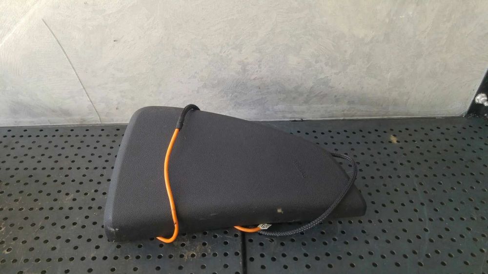 Airbag scaun stanga opel astra h a04 13139837lh