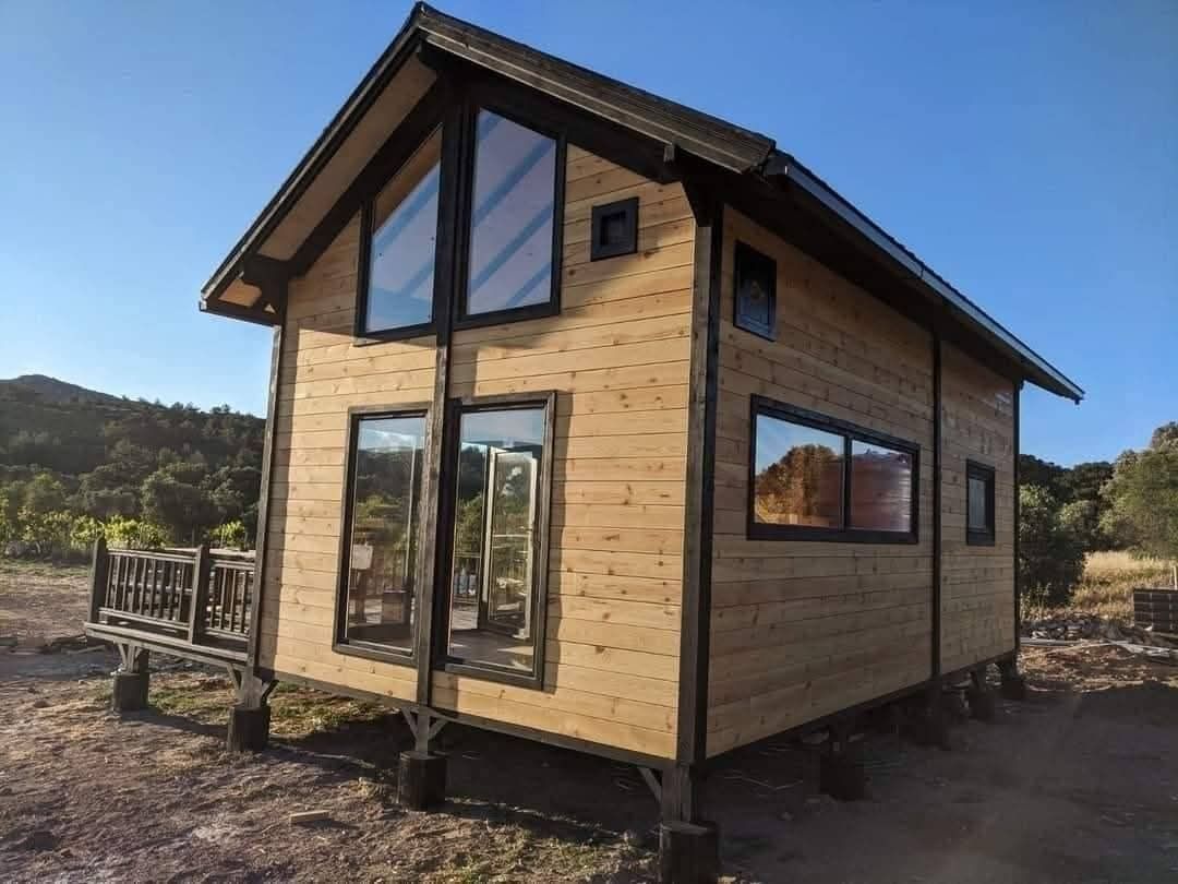 Vand casa din lemn, o cabana, un foișor sau o casuta de vacanta,,, sun