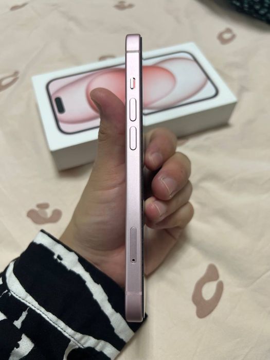 iPhone 15 128gb...