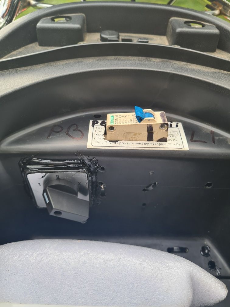 Vând Tricicleta electrică Ztech 63
