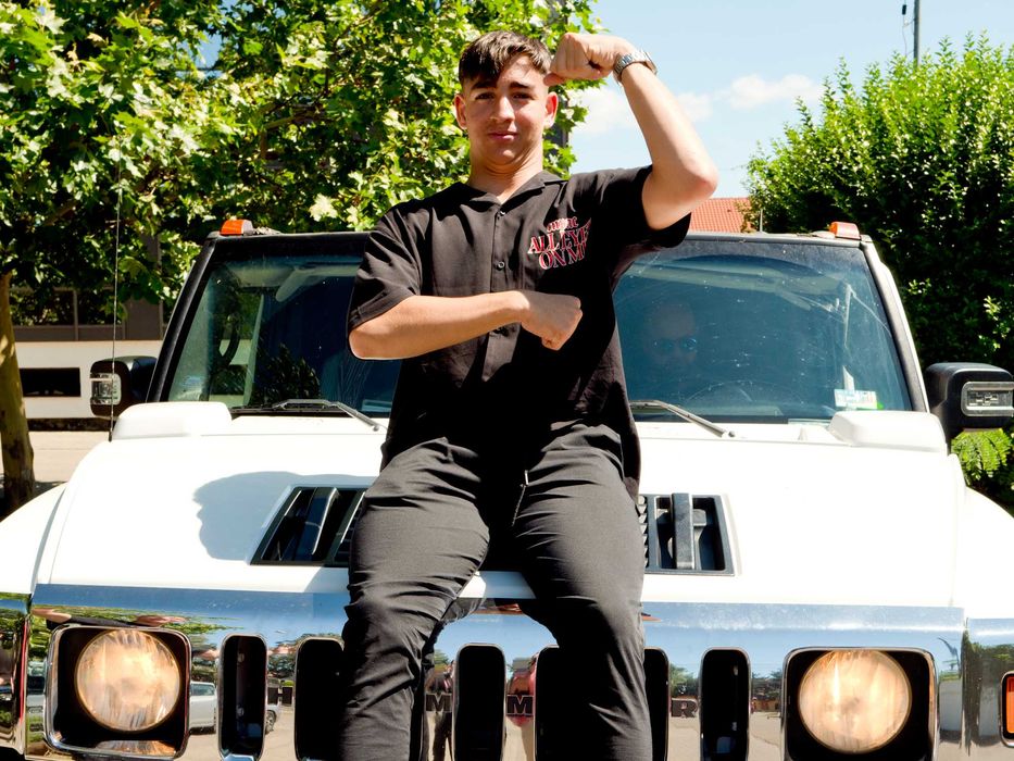 Fotograf-Cameraman foto-video Evenimente sedinte foto clipuri ..