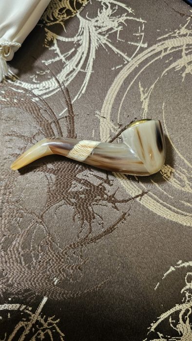 Продается курительная трубка из Рога КАРКИДОНА