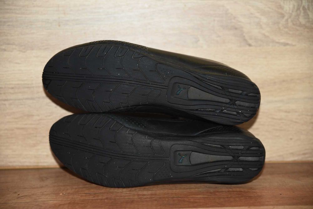 Puma Mercedes AMG Petronas F1 team оригинални маратонки, номер 42