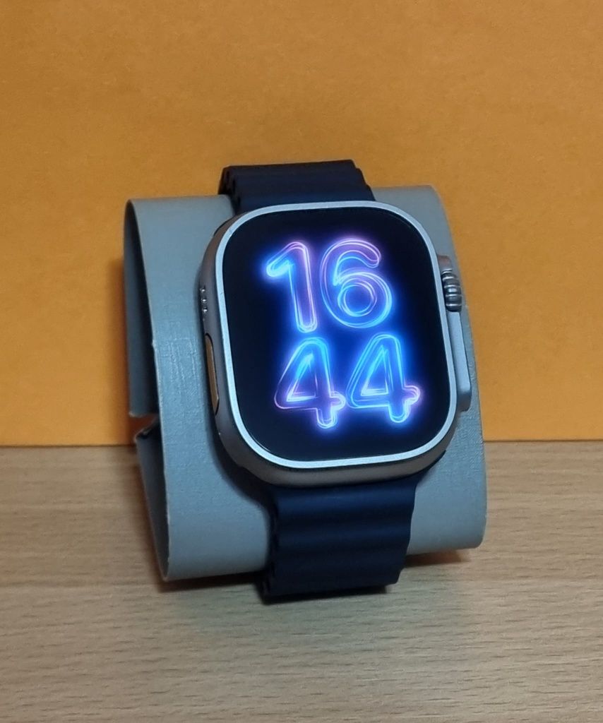 Apple Watch Ultra 49 mm full box LTE
