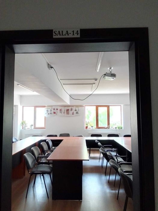 Etaj 2 – 243 mp – Birouri / Servicii – Pitești, Vasile Lupu