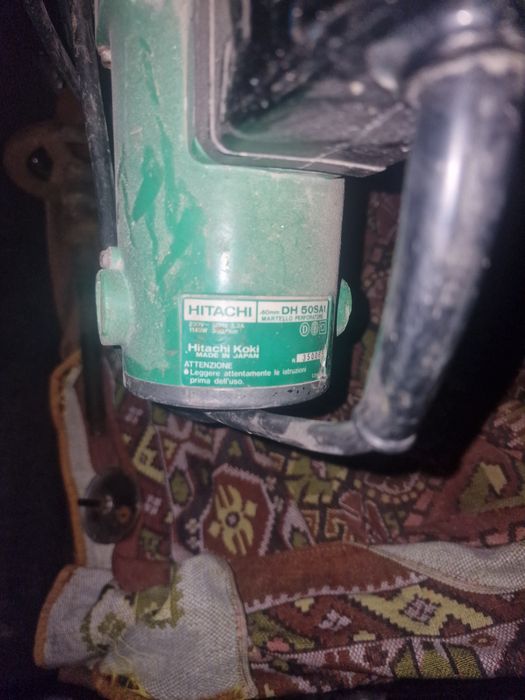 Ciocan demolator HITACHI!!