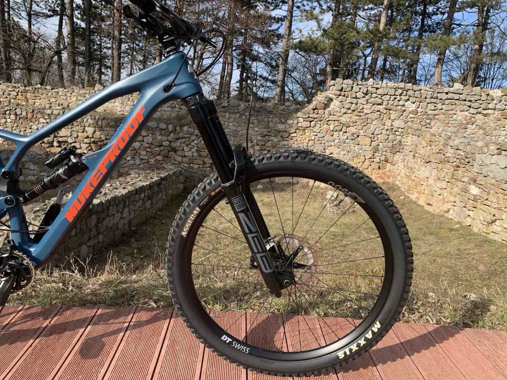Nukeproof Mega 290c Carbon Enduro