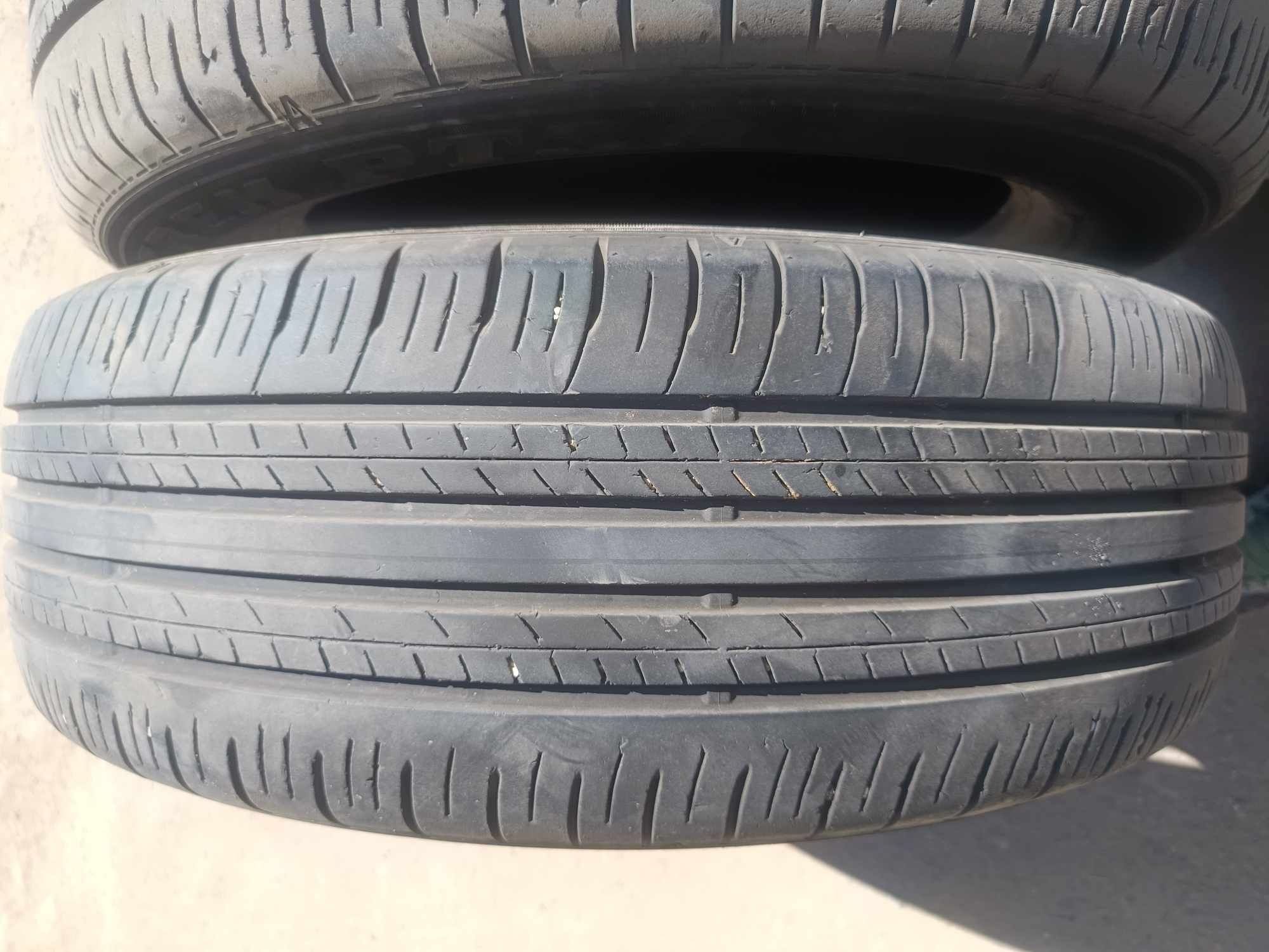 225/60/18 4броя Dunlop