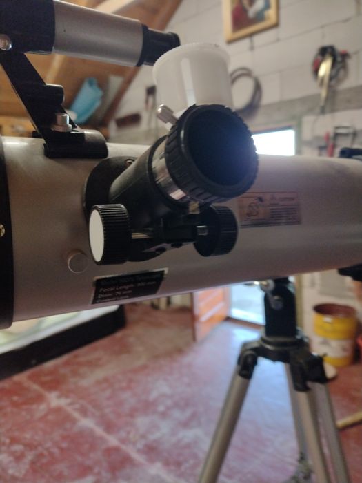 Vând telescop nou