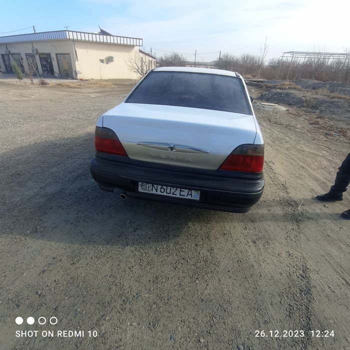 Нексия 1 сотилади