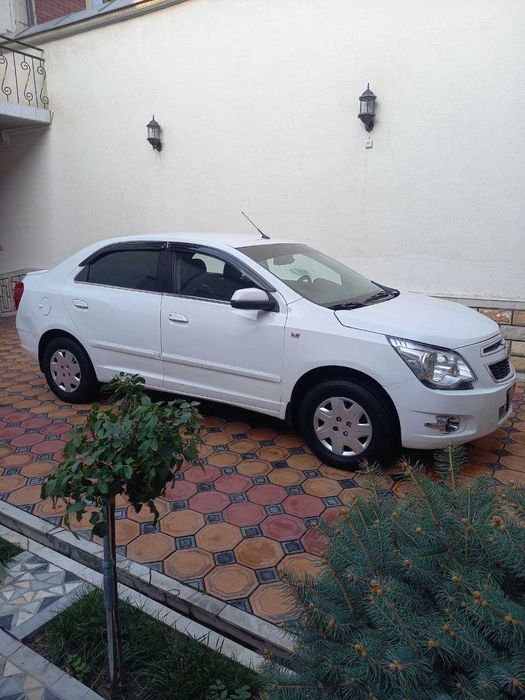 Продам срочна Кобалть 1 позиция  родная краска