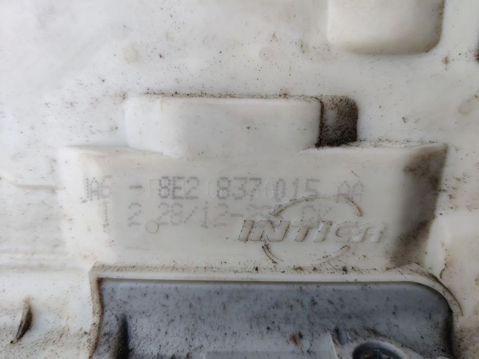 Broasca Incuietoare stanga dreapta Seat Exeo Audi A4 B7 8E2837015AA