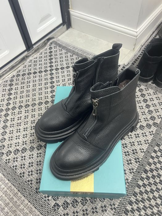 Новые зимние ботинки