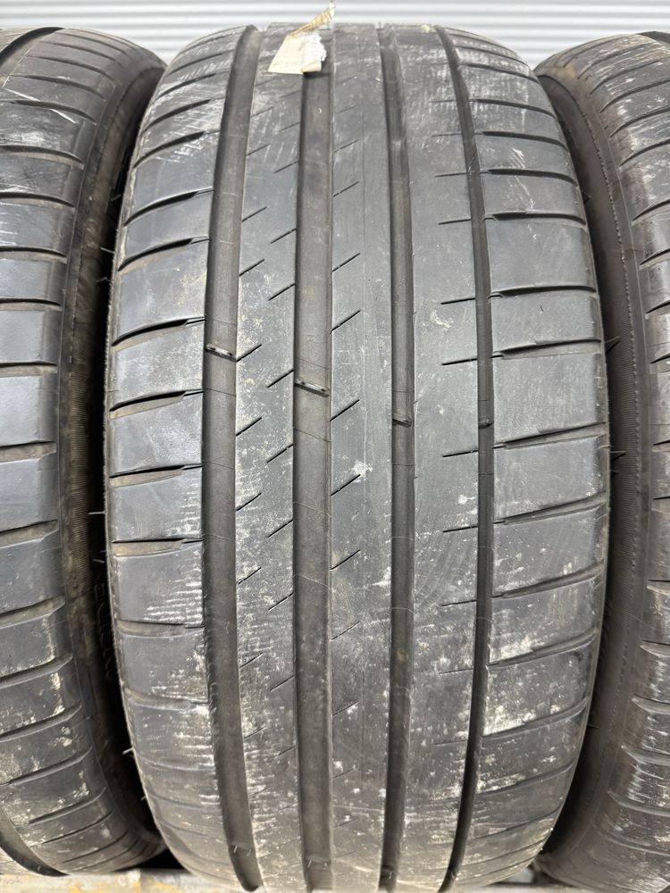 235 45 18 michelin vara 2021