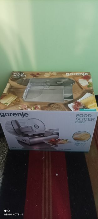 Уред за рязане на колбаси