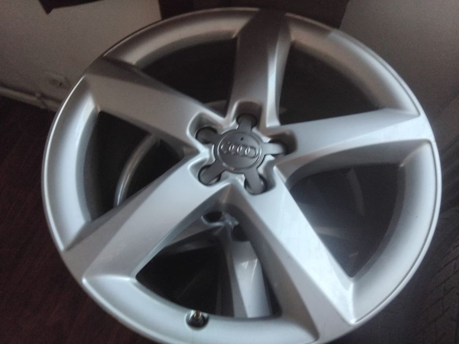 Jante de aluminiu de Audi A8