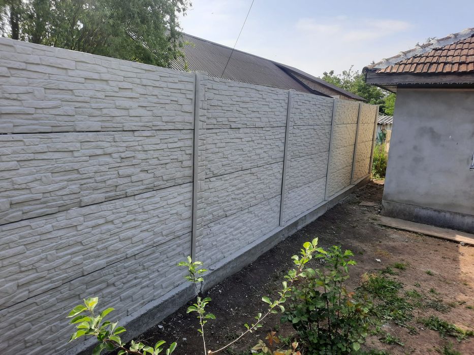 Placi gard beton