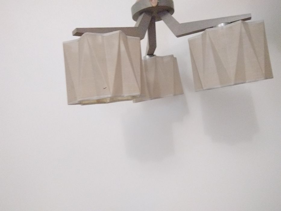 2 люстры в хорошем состоянии