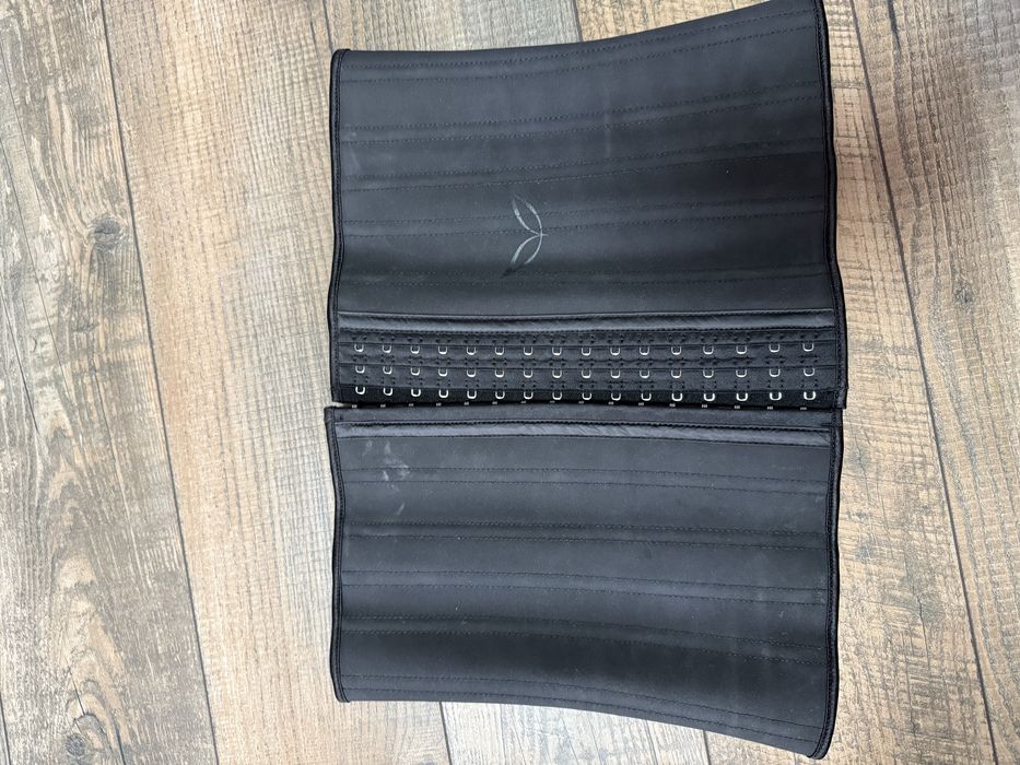 Корсет Maskateer