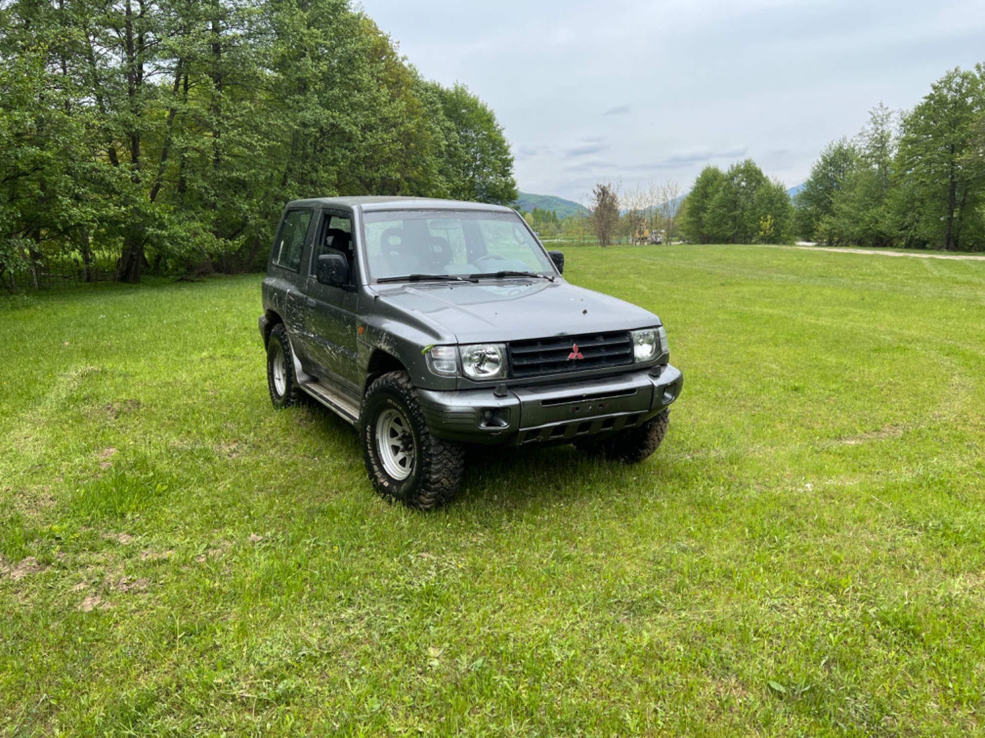 Mitsubishi pajero 3.5 v6