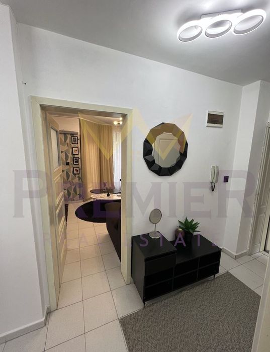 Дава се под наем Тристаен апартамент в Варна, Център - 90 кв.м за 663 € - Снимка #11