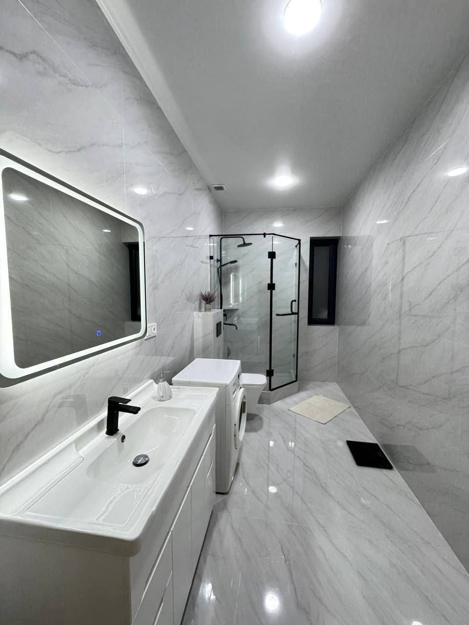Продается коттедж 5 комнат, ор-р: магазин Динамо, 177 м²