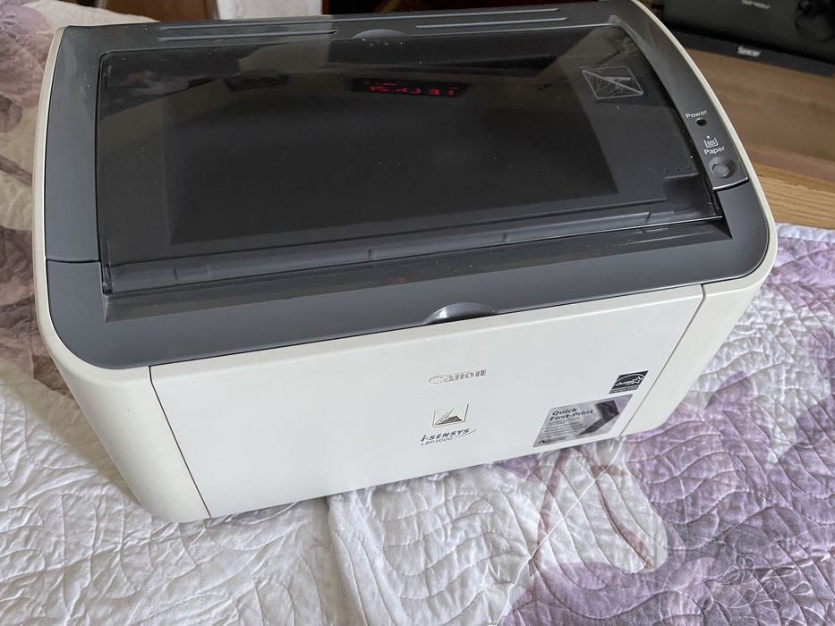 Canon i-SENSYS LBP3000 - Imprimantă laser monocrom