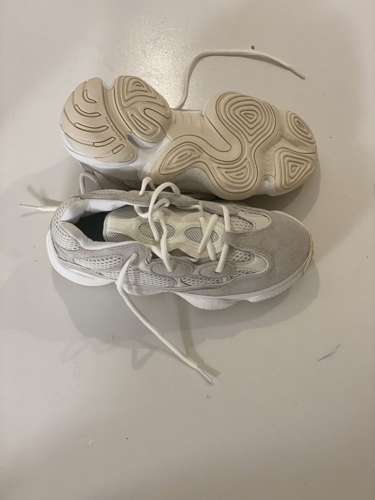 Yeezy 500 bone white Noi