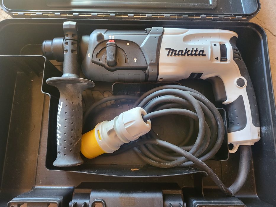 Vând bormașini Makita și Bosch noi la 110 volți