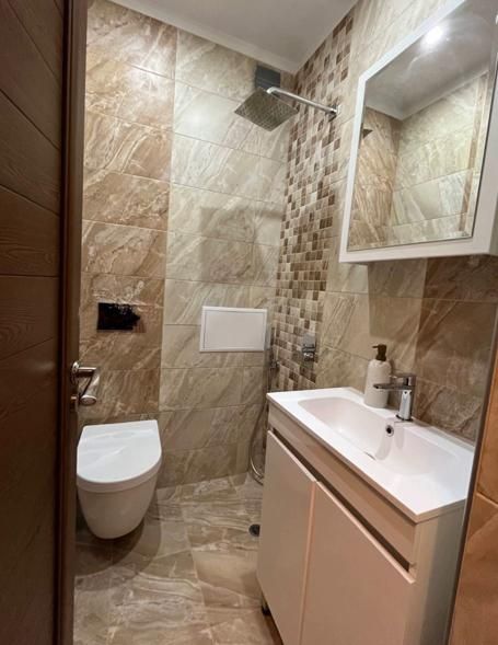 Тристаен, под наем, Център-НДК