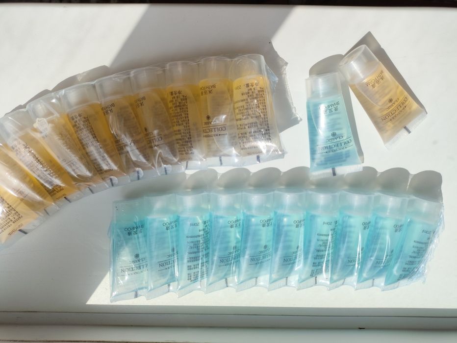 Шампунь и гель для душа