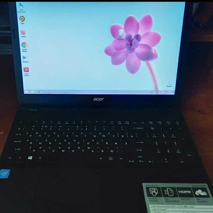 Срочно. офисный ноутбук Acer Aspire ES15