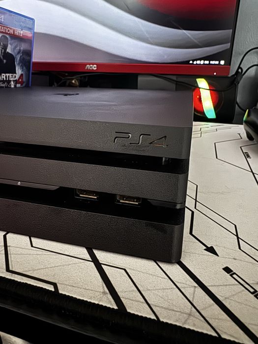 Ps4 pro + 9 jocuri AAA