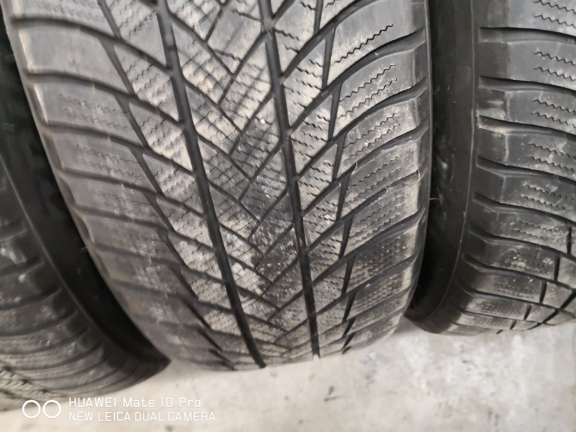 225 60 17 цола гуми Bridgestone dot 20 21