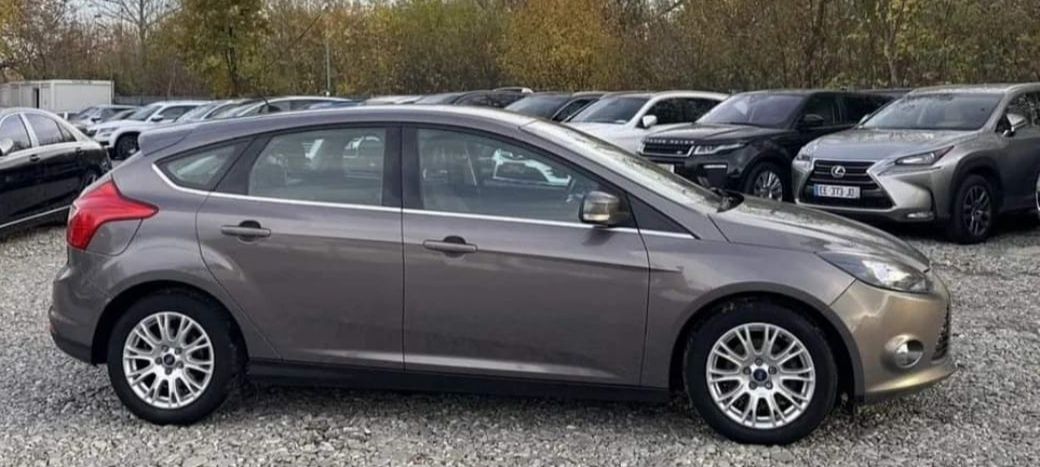 Vând Ford Focus Mk3 2012