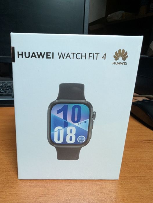 Смарт часовник Huawei watch fit 4