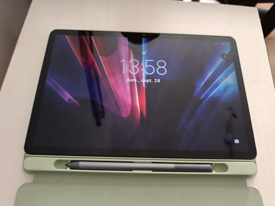 Vând tabletă Lenovo Tab M11