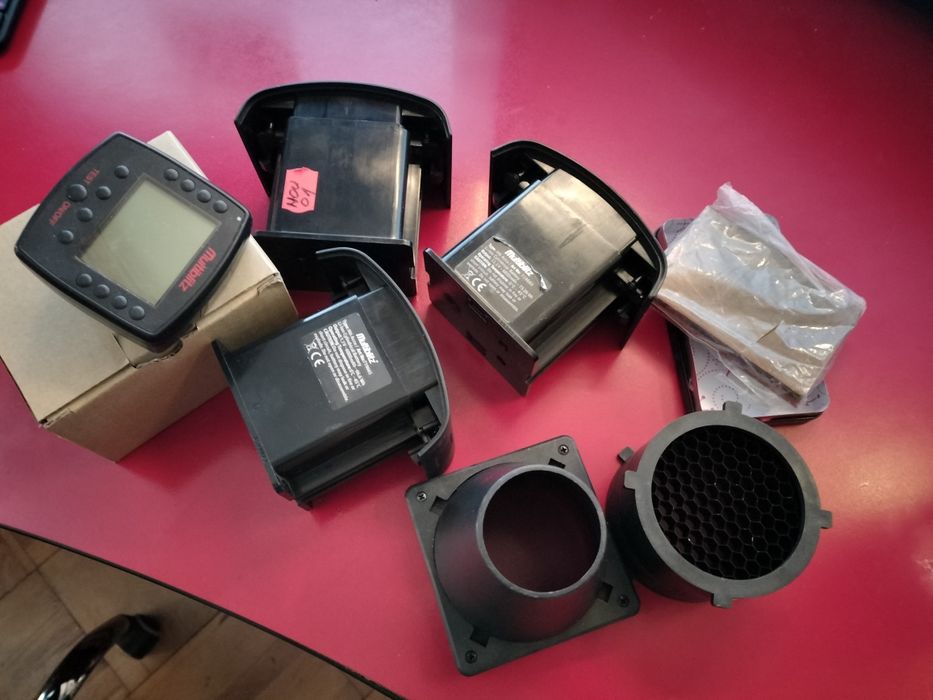 Multiblitz M6-TTL 600W, Hensel 1200W, Godox 400W, Elinchrom RX 600