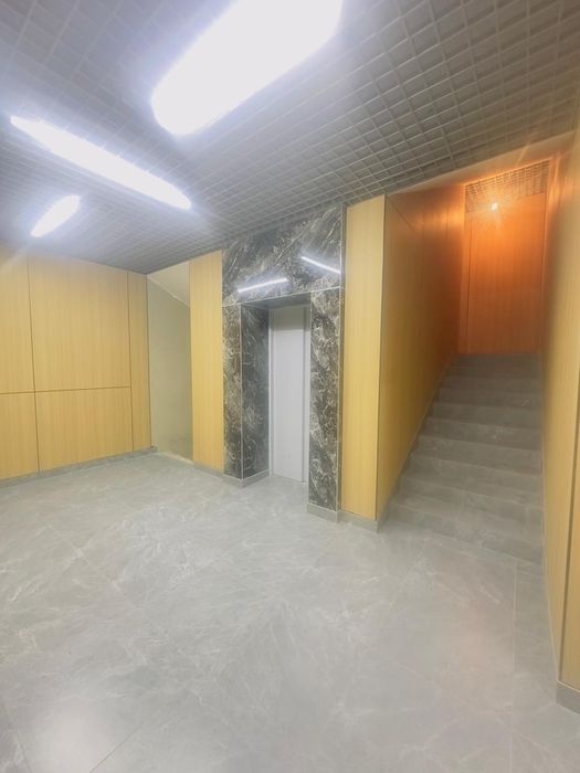 Продам 1 комнатную квартиру в новостройке в районе 8 школы!!!