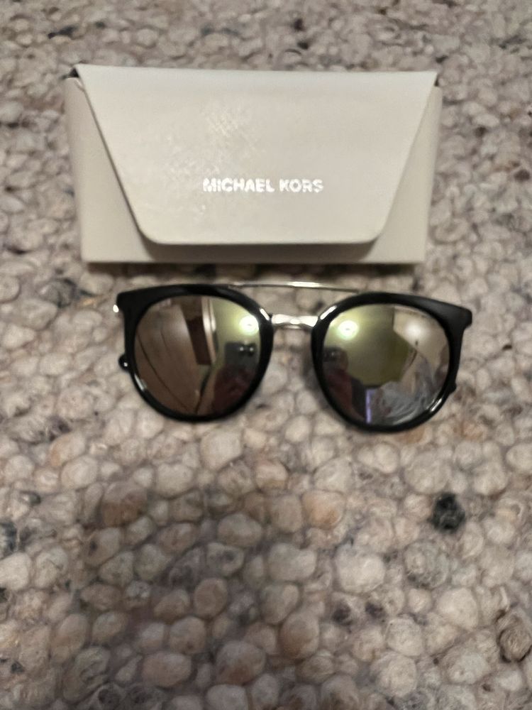 Очила на Michael Kors