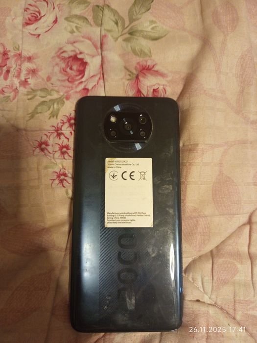 Продается телефон