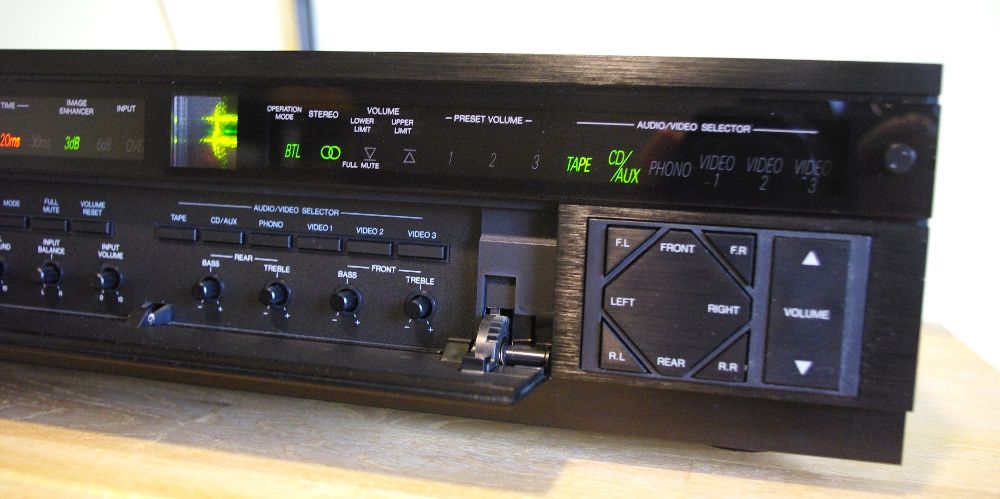 NEC AV-350E surround (quadro) si tuner