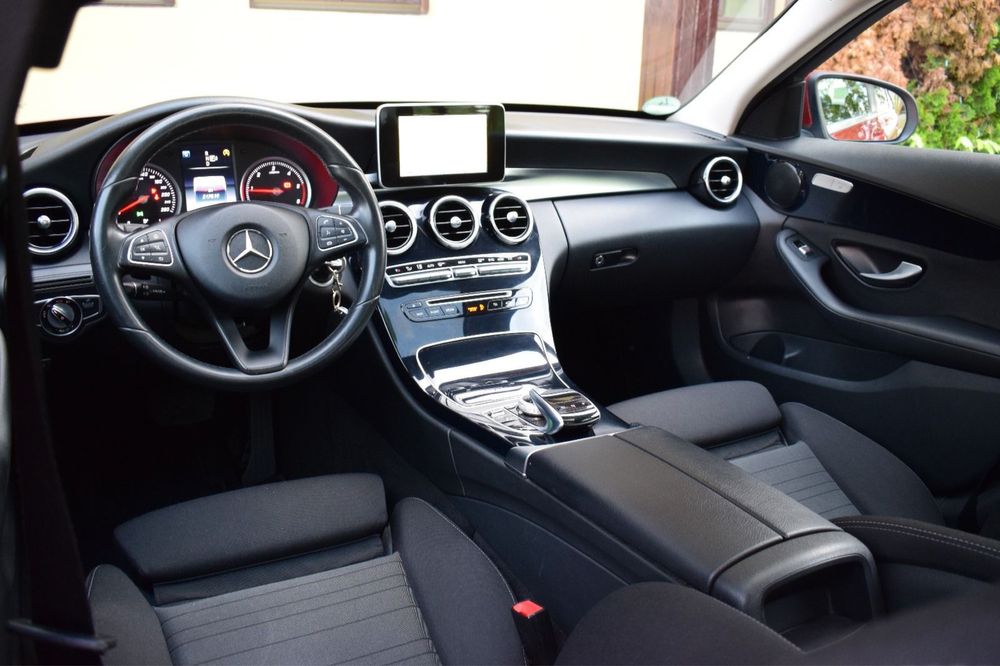 Mercedes Benz C200 ~Trapa~Led~Euro6~Culoare Deosebita~