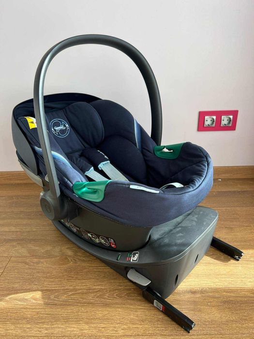 Бебешки кош/стол/ за кола