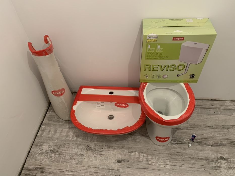 Set Wc rezervor și chiuveta