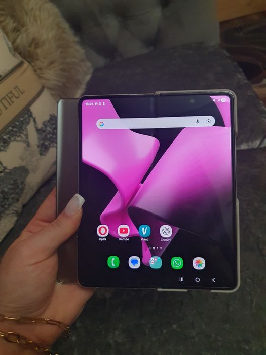 Samsung z fold 3