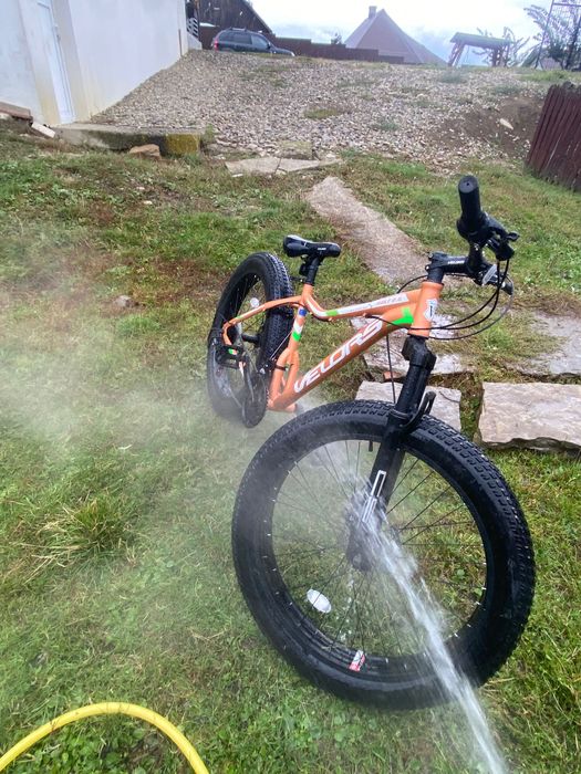 Vând bicicletă fat bike