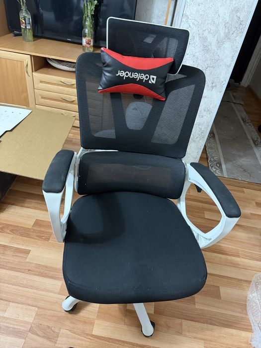 Компьютерный стул